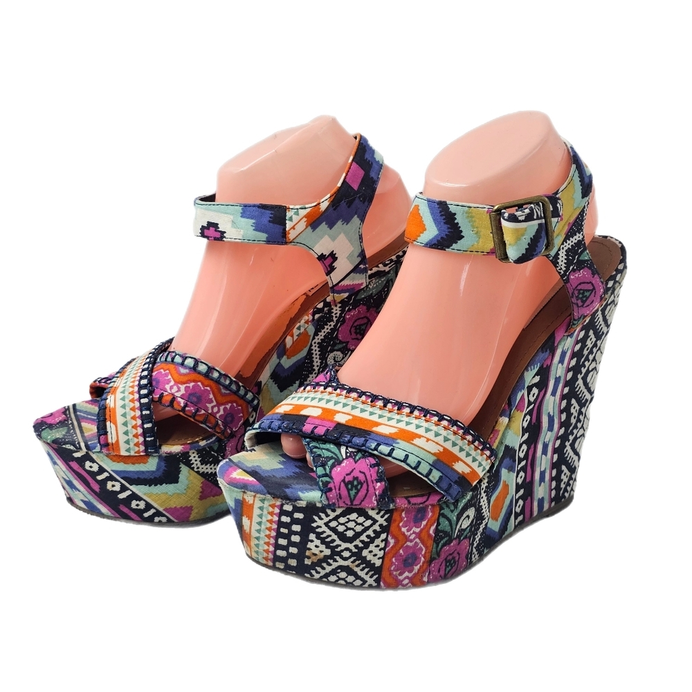 Steve Madden Winonna Aztec Fabric Platform Wedge Sandals Boho Festival Size 10